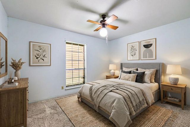 5001 Creekline DR, Austin, TX 78745