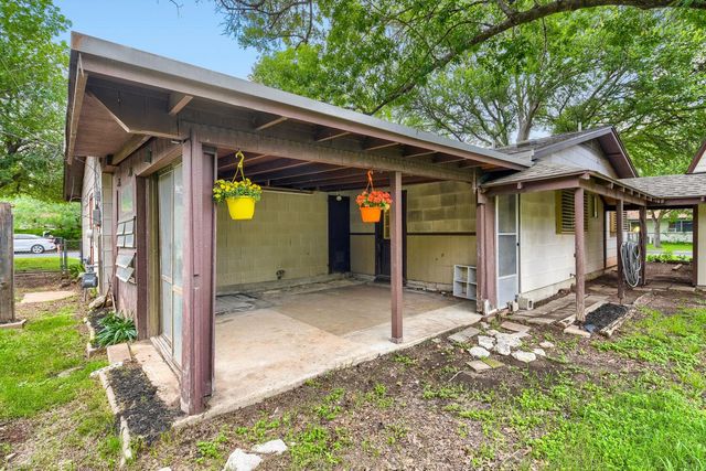 5001 Creekline DR, Austin, TX 78745