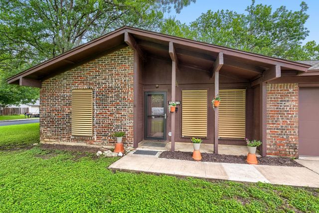 5001 Creekline DR, Austin, TX 78745