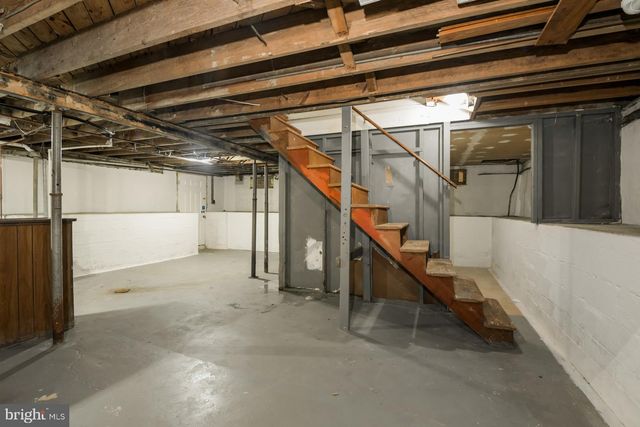 9713 52ND AVE, College Park, MD 20740