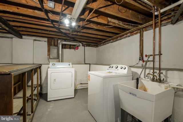 9713 52ND AVE, College Park, MD 20740