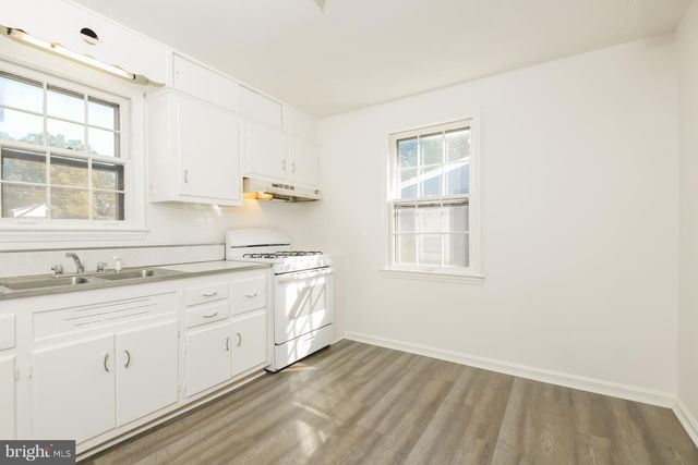 9713 52ND AVE, College Park, MD 20740