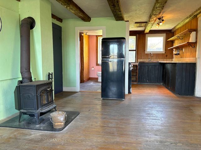 5 & 17 Berry Hill, Sheffield, VT 05866