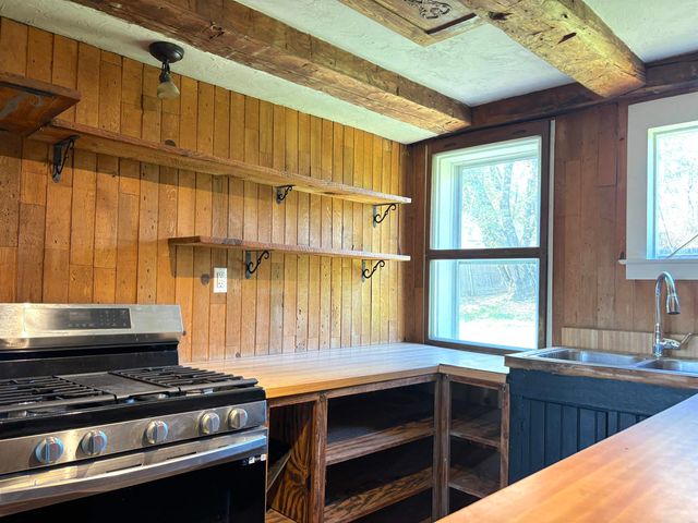 5 & 17 Berry Hill, Sheffield, VT 05866