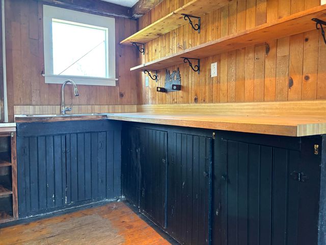 5 & 17 Berry Hill, Sheffield, VT 05866