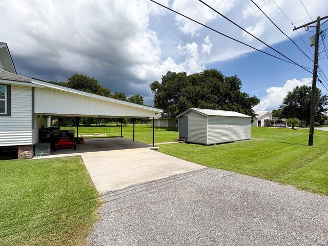 1109 Simon St, Vacherie, LA 70090