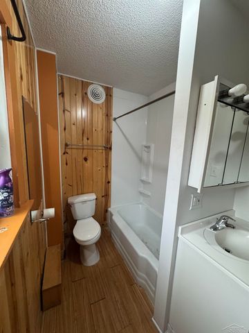 709 Atwater Street, Saginaw, MI 48601