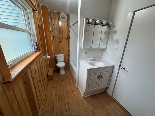 709 Atwater Street, Saginaw, MI 48601