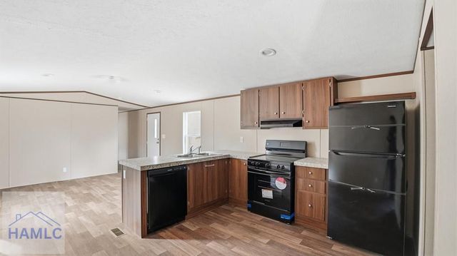 77 Jay Bird Court, Jesup, GA 31545