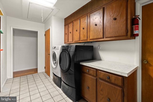 1011 WOODLAND DR, Quarryville, PA 17566