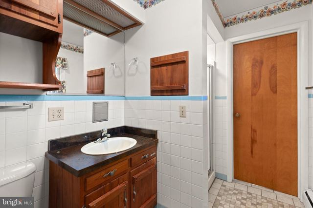 1011 WOODLAND DR, Quarryville, PA 17566