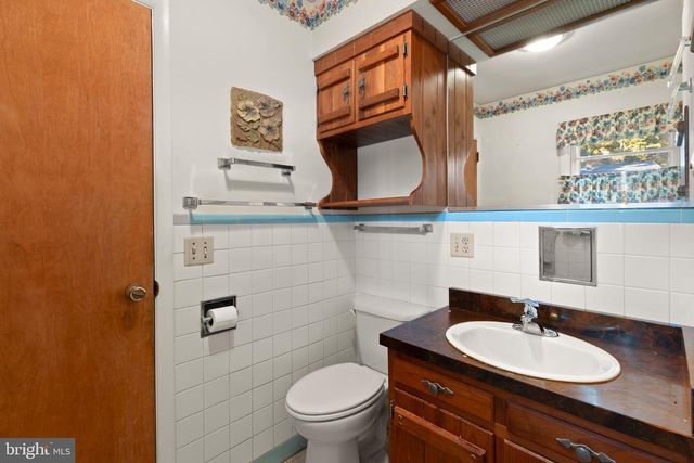 1011 WOODLAND DR, Quarryville, PA 17566