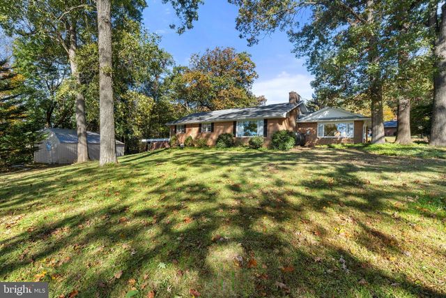 1011 WOODLAND DR, Quarryville, PA 17566