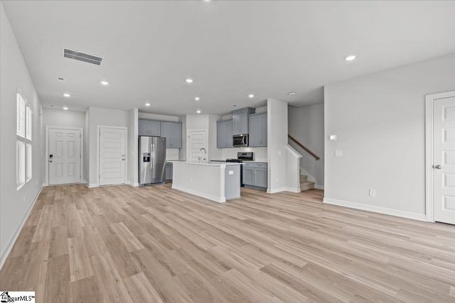 431 Blissful Court, Taylors, SC 29687