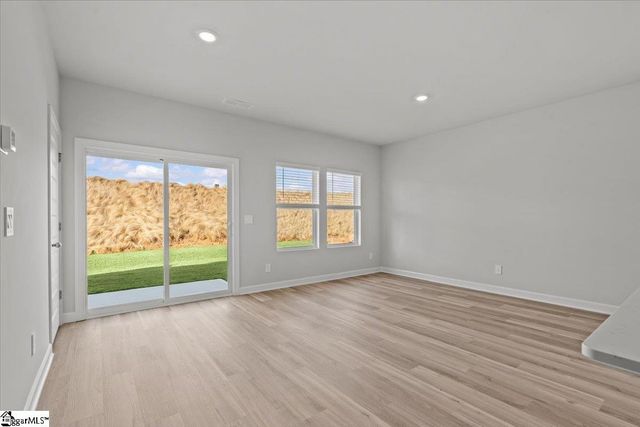 431 Blissful Court, Taylors, SC 29687