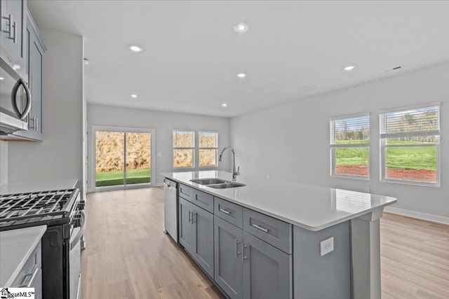 431 Blissful Court, Taylors, SC 29687