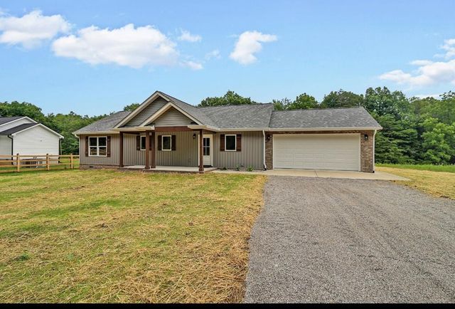 1259 Franklin Loop, Clarkrange, TN 38553