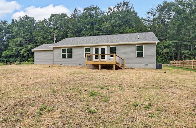1259 Franklin Loop, Clarkrange, TN 38553