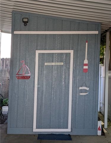 1750 Whittier, Costa Mesa, CA 92627