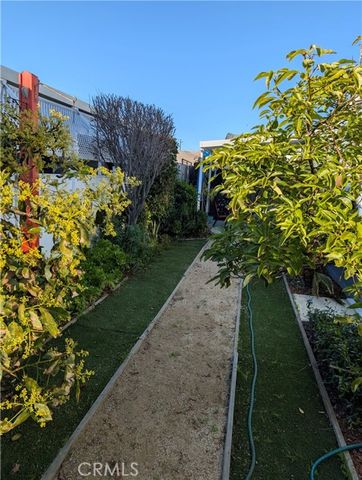 1750 Whittier, Costa Mesa, CA 92627