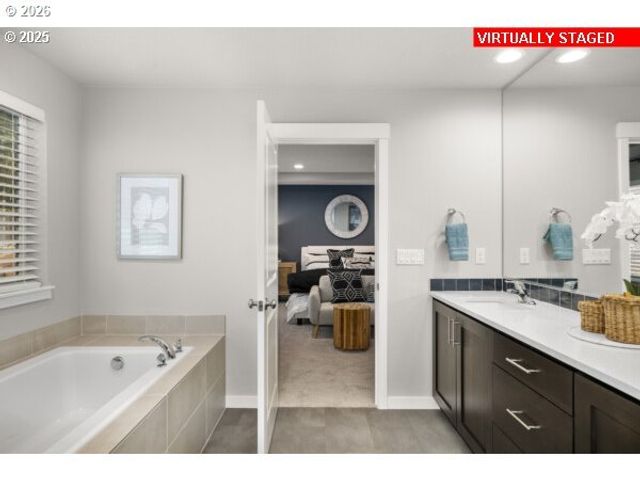 11725 Se MAJESTIC FALLS Ave, Happy Valley, OR 97086