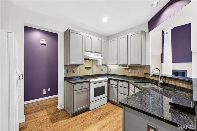 433 Spears Street, St Louis, MO 63127