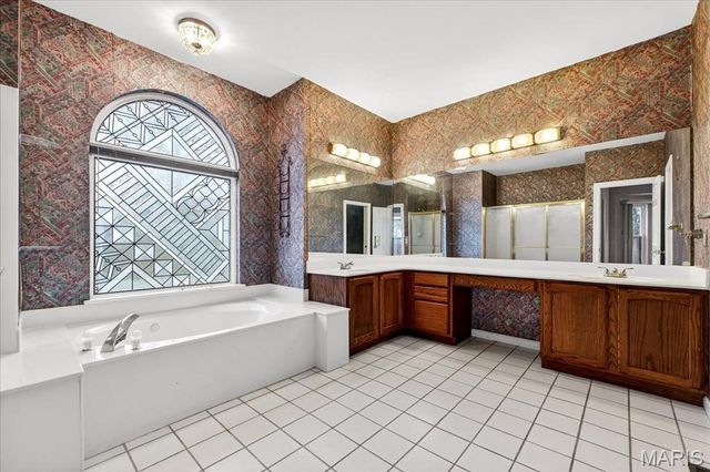 433 Spears Street, St Louis, MO 63127