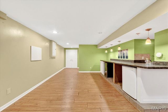 433 Spears Street, St Louis, MO 63127