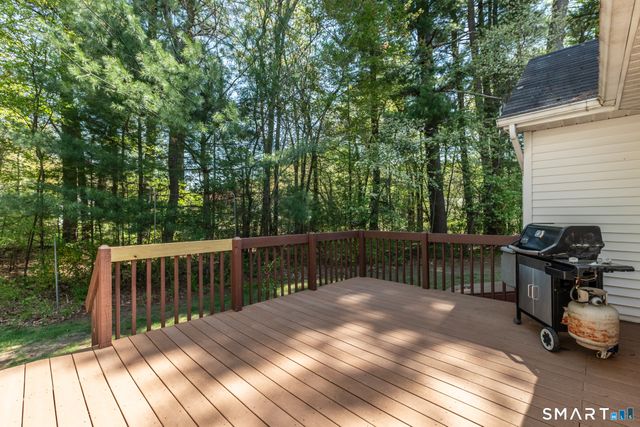 81 Oldefield Farms Road 81, Enfield, CT 06082
