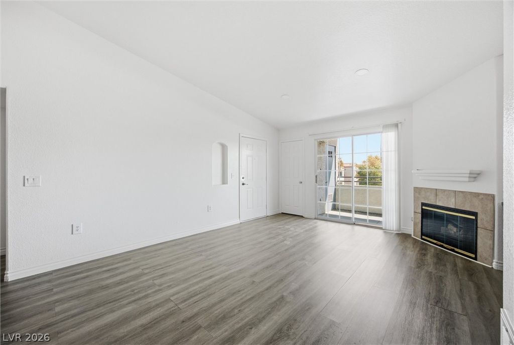 3318 North Decatur Boulevard 2114, Las Vegas, NV 89130 — photo 5