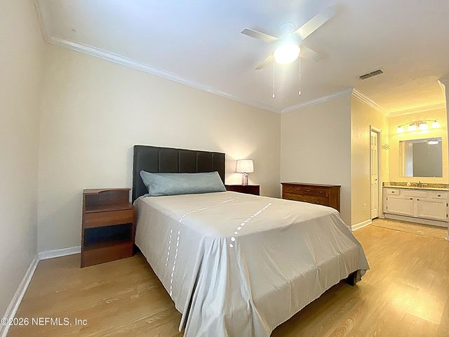 605 CLUBHOUSE Court, Jacksonville, FL 32256