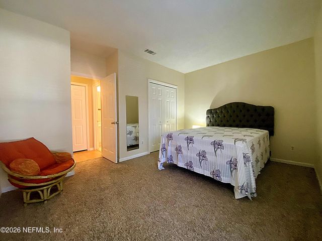 605 CLUBHOUSE Court, Jacksonville, FL 32256