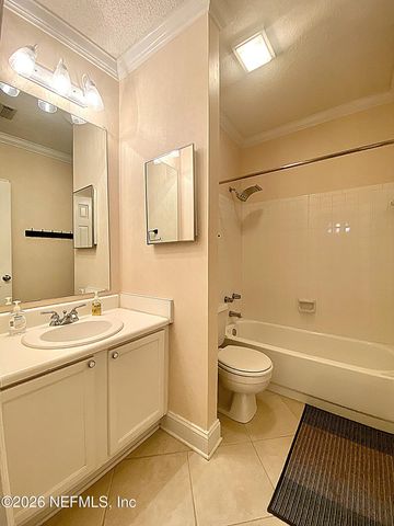 605 CLUBHOUSE Court, Jacksonville, FL 32256