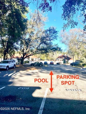 605 CLUBHOUSE Court, Jacksonville, FL 32256