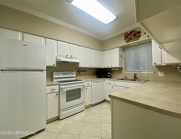 605 CLUBHOUSE Court, Jacksonville, FL 32256