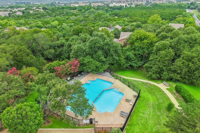 1015 E Yager LN 2, Austin, TX 78753