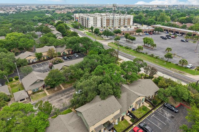 1015 E Yager LN 2, Austin, TX 78753