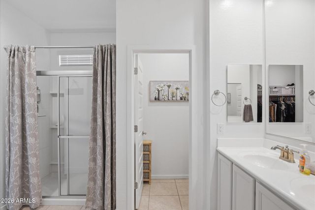 265 W TENIA Trail, San Tan Valley, AZ 85143