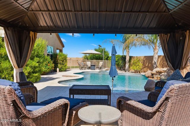 265 W TENIA Trail, San Tan Valley, AZ 85143