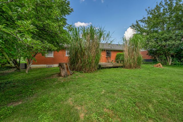 213 Eastway Drive, Richmond, KY 40475