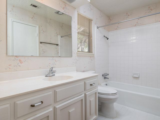 8216 Summer Side DR, Austin, TX 78759