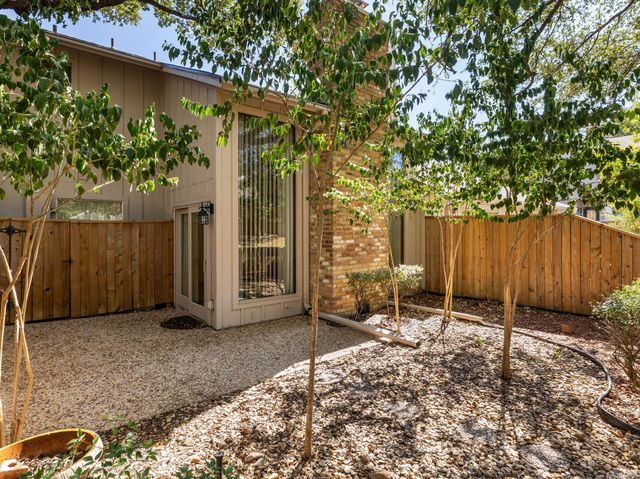 8216 Summer Side DR, Austin, TX 78759