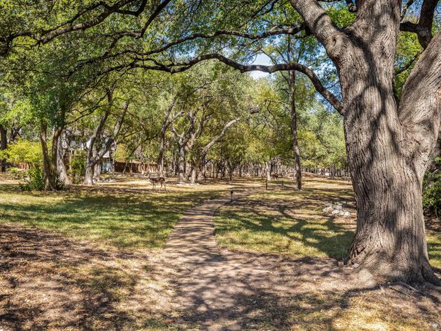 8216 Summer Side DR, Austin, TX 78759