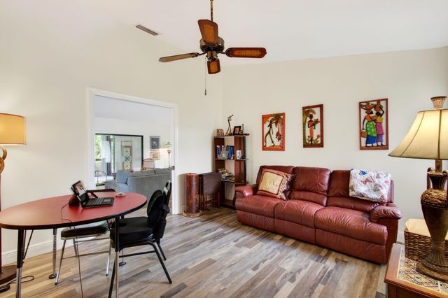 6839 Villas Drive S, Boca Raton, FL 33433