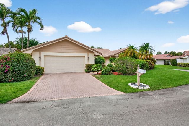 6839 Villas Drive S, Boca Raton, FL 33433