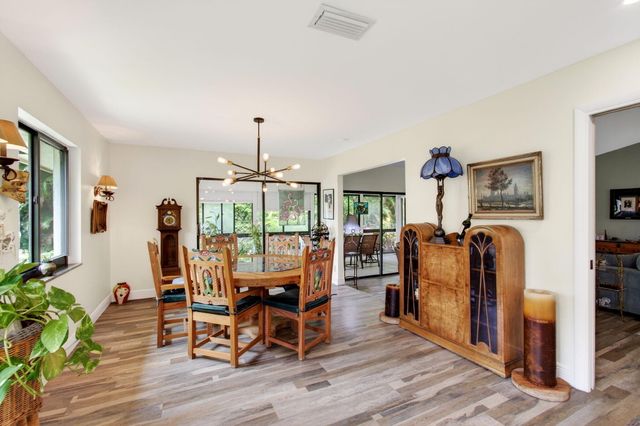 6839 Villas Drive S, Boca Raton, FL 33433