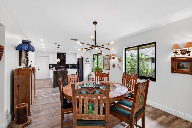 6839 Villas Drive S, Boca Raton, FL 33433