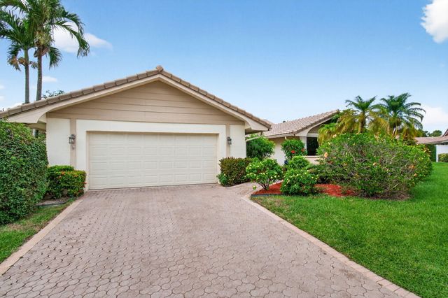 6839 Villas Drive S, Boca Raton, FL 33433