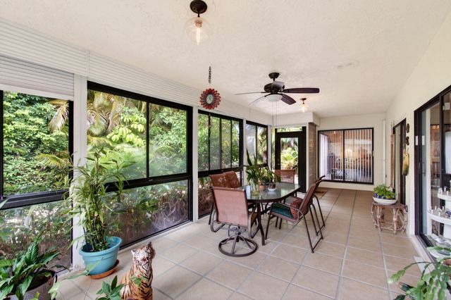 6839 Villas Drive S, Boca Raton, FL 33433