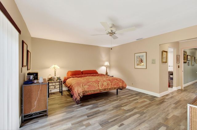 6839 Villas Drive S, Boca Raton, FL 33433